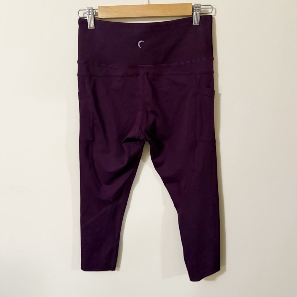 Zyia Womens Purple Capri Leggings Size 6 Pockets Athletic Gym Running Yoga - Picture 2 of 8